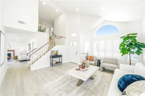 $1,748,000 | 21041 Skylark Drive, Lake Forest, CA 92630