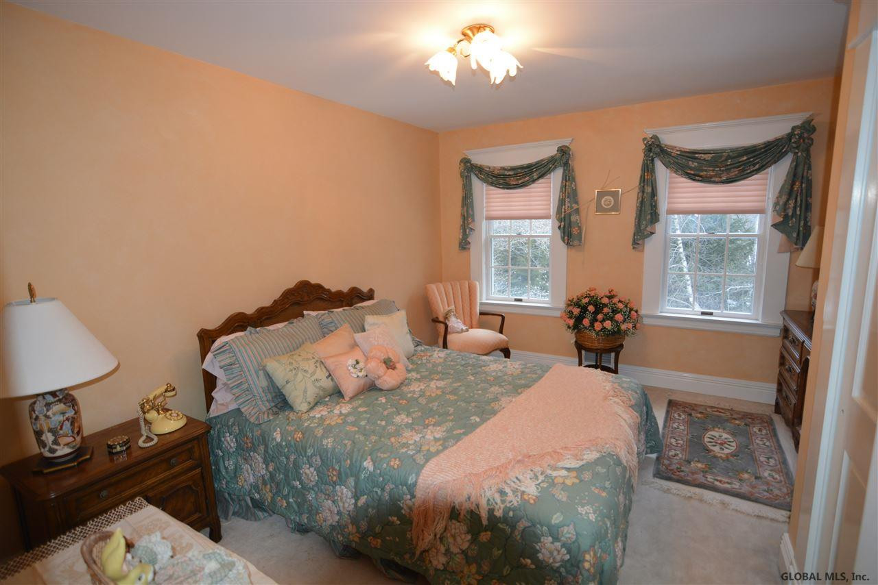 204 Font Grove Road Slingerlands, NY 12159 - Photo 20 of 25 Photo 20