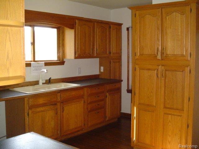 406 East Square Lake Road Troy, MI 48085 - Photo 3 of 21 Kitchen