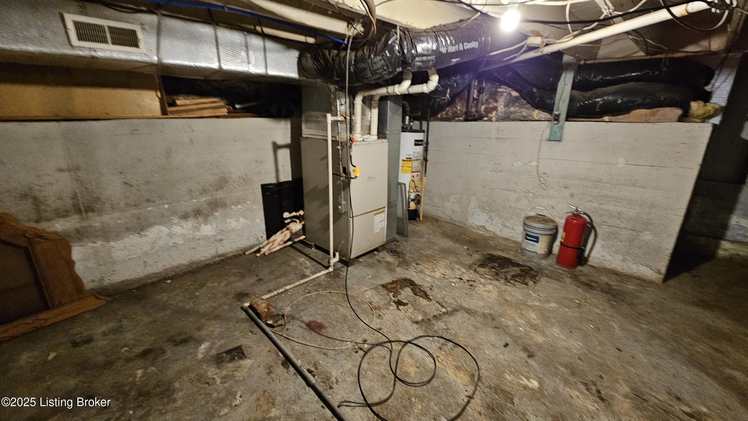 200 West High Street Springfield, KY 40069 - Photo 50 of 56 Basement