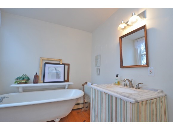 108 Whipple Road Kittery, ME 03904 - Photo 13 of 32 Gallery Image 13