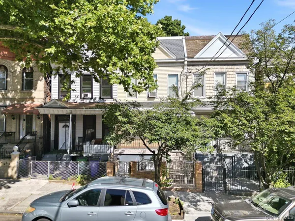 $799,000 | 1328 Teller Avenue | Concourse