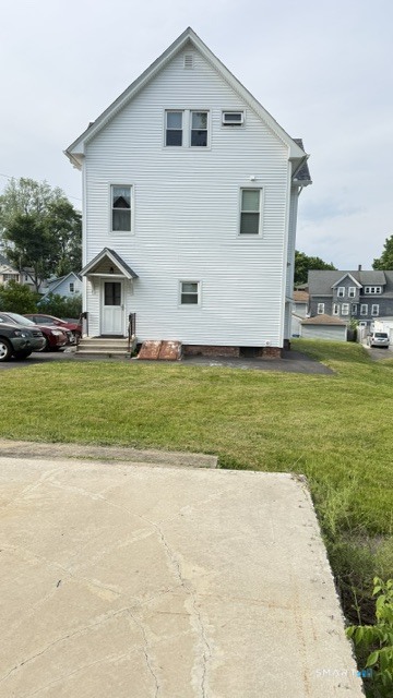 84 Alcove Street, Unit 3 Meriden, CT 06451 - Photo 3 of 21
