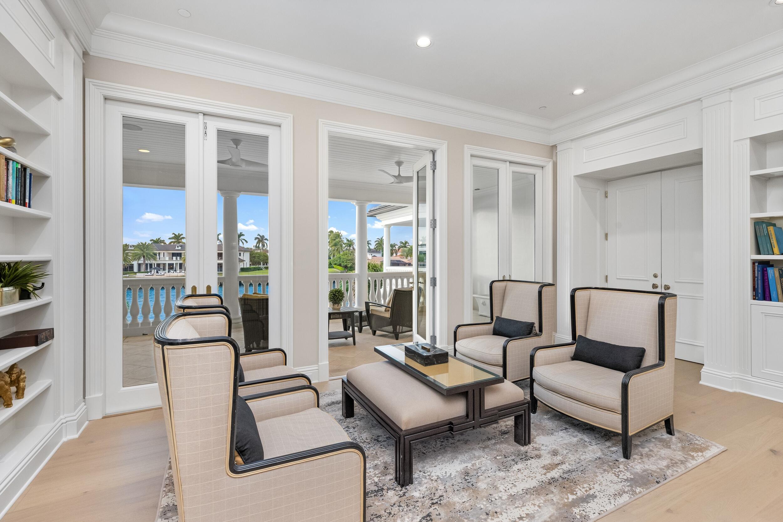 2989 Spanish River Road Boca Raton, FL 33432 - Photo 82 of 136 Hallway Upper South 2