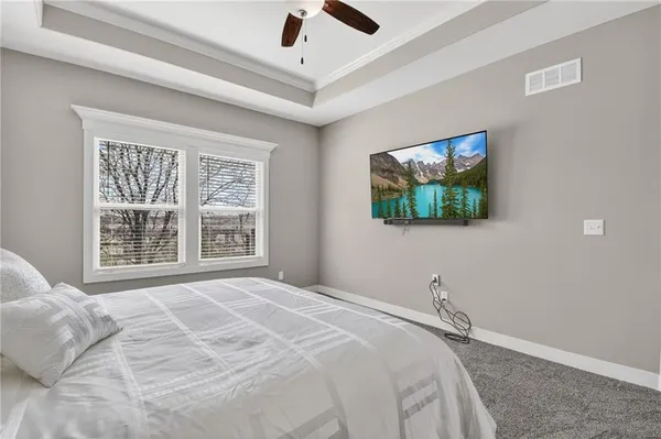 $405,000 | 821 Northeast Lone Hill Drive, Lee's Summit, MO 64064