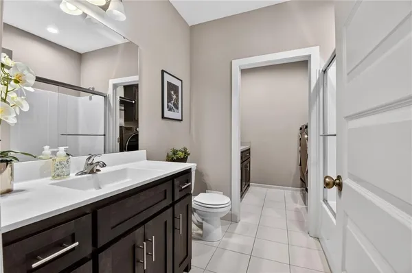 $405,000 | 821 Northeast Lone Hill Drive, Lee's Summit, MO 64064