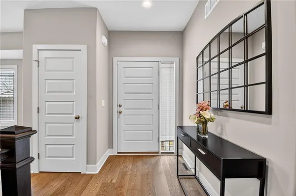 $405,000 | 821 Northeast Lone Hill Drive, Lee's Summit, MO 64064