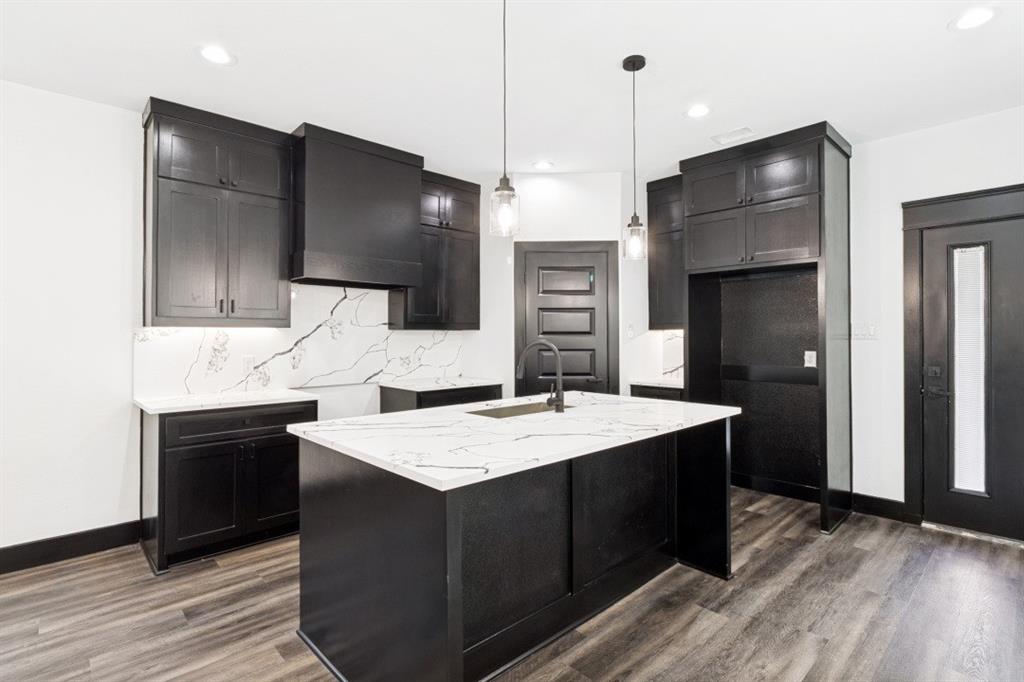 2420 Starks Avenue Dallas, TX 75215 - Photo 11 of 25