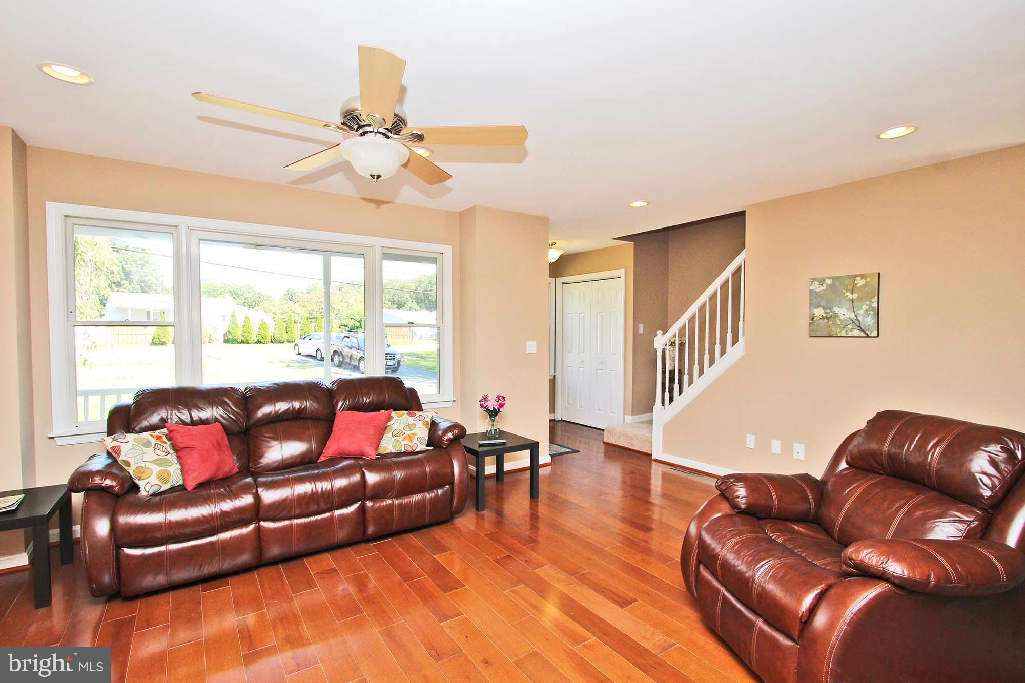 511 Vale Road Bel Air, MD 21014 - Photo 5 of 29 Living Room