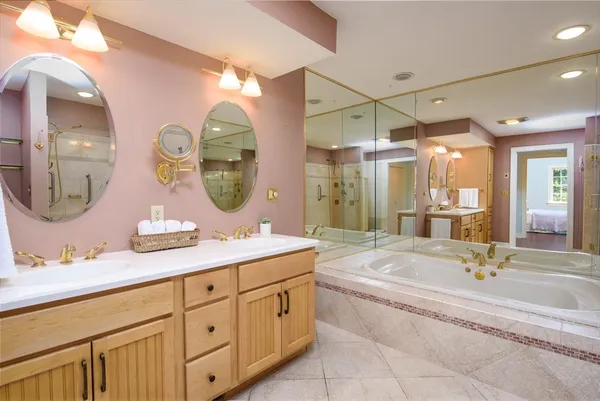 $800,000 | 17 Highcroft Way, Unit 17, Hopkinton, MA 01748