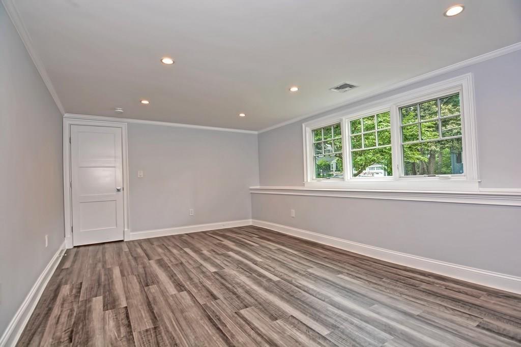 32 Oak Hill Road Needham, MA 02492 - Photo 29 of 36