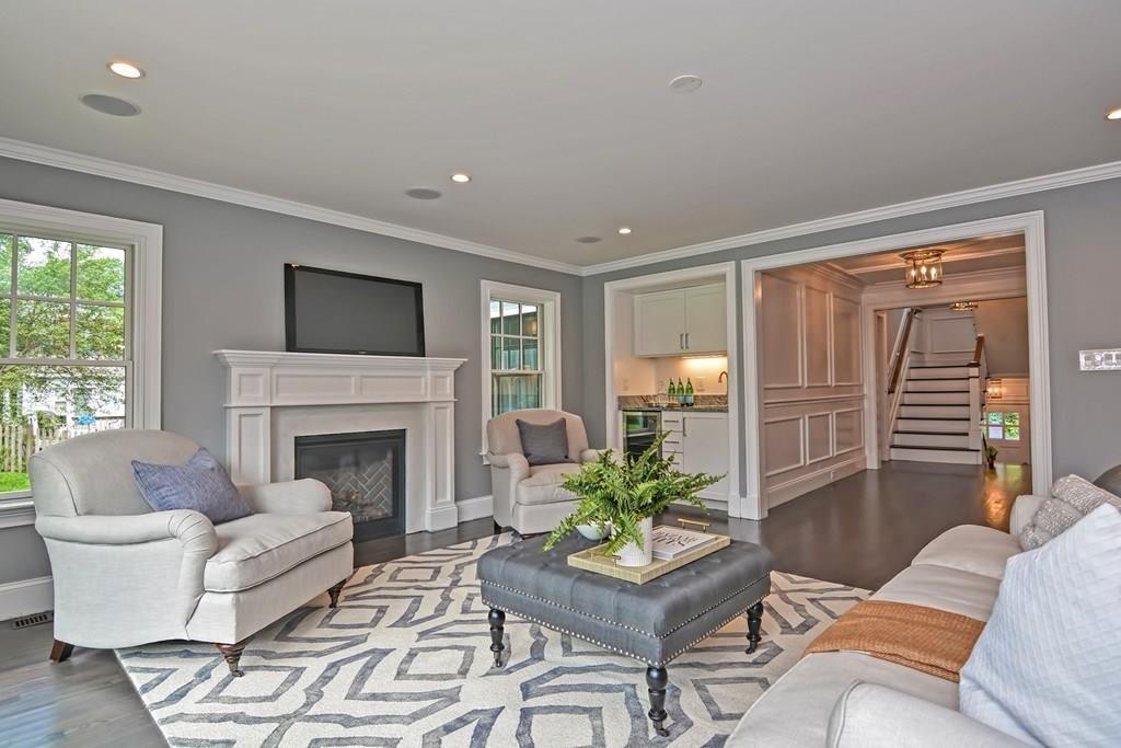 32 Oak Hill Road Needham, MA 02492 - Photo 7 of 36