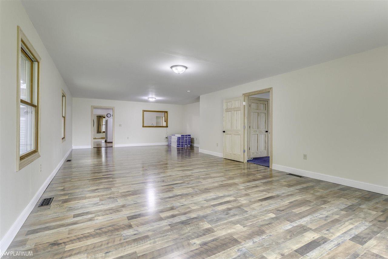 3865 Fargo Road Avoca, MI 48006 - Photo 12 of 26 50057331-11.JPG