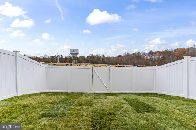 $449,900 | 104-23695 Dragonfly Lane, Leonardtown, MD 20650