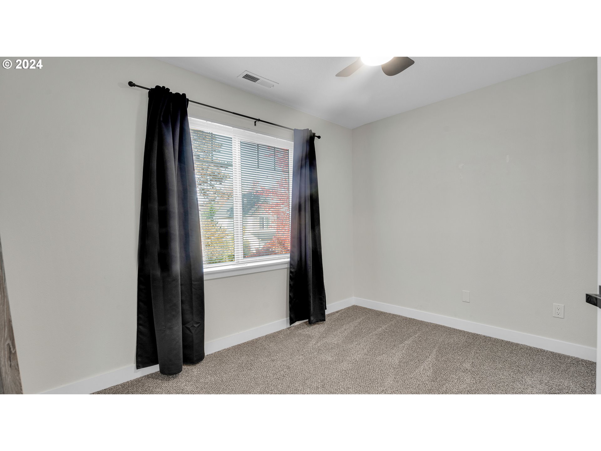 4456 Southwest 159th Avenue Beaverton, OR 97078 - Photo 23 of 32