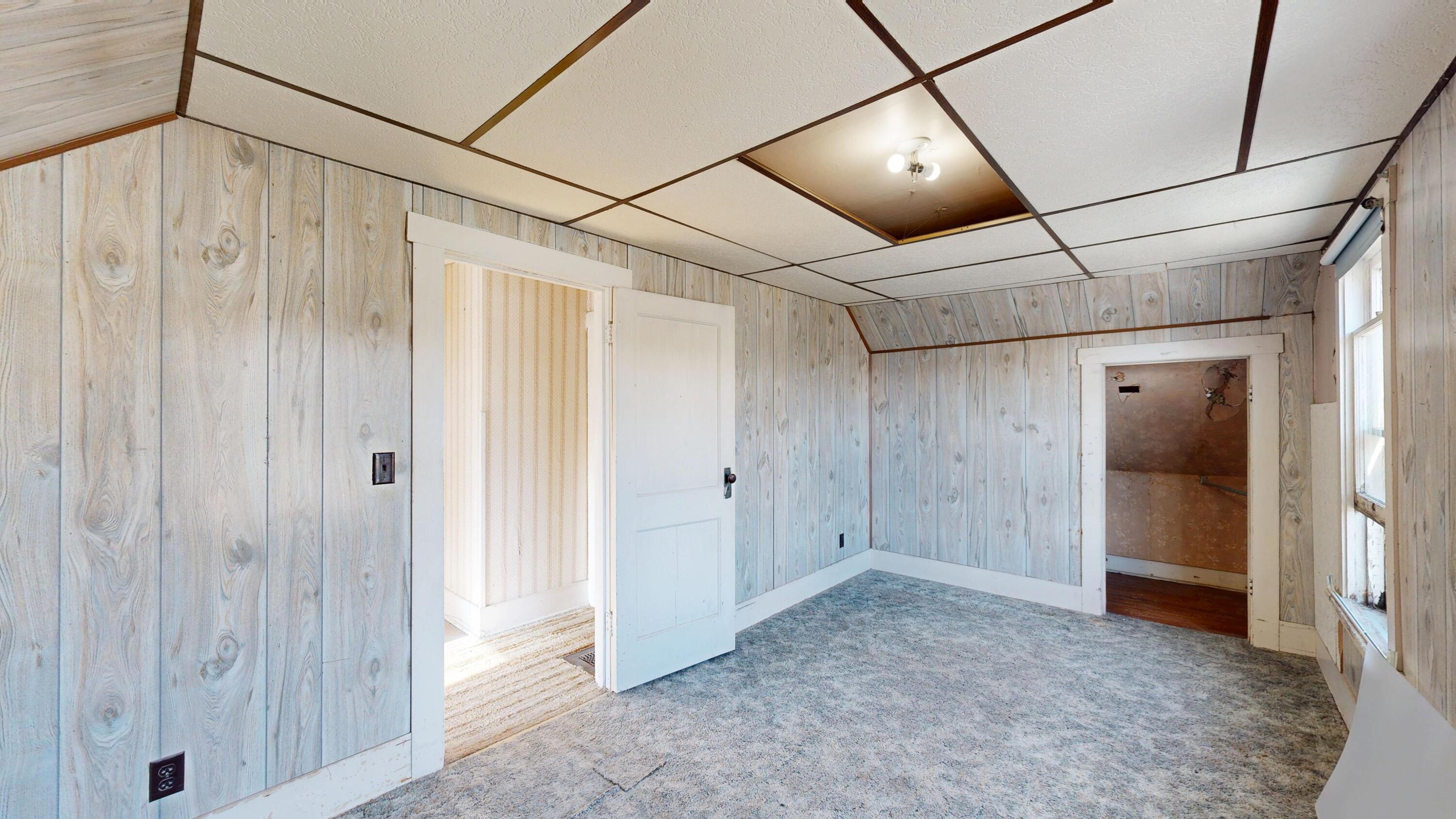 809 Ontario Avenue Cashton, WI 54619 - Photo 16 of 38 Bedroom 1