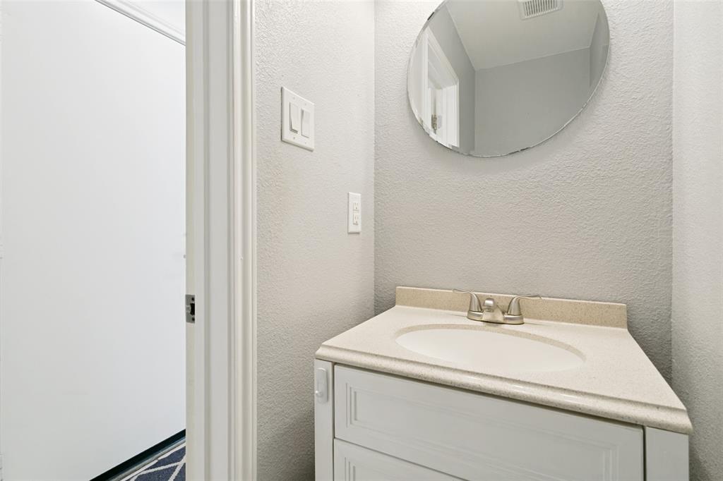 2236 Ryan Ridge Grapevine, TX 76051 - Photo 14 of 25
