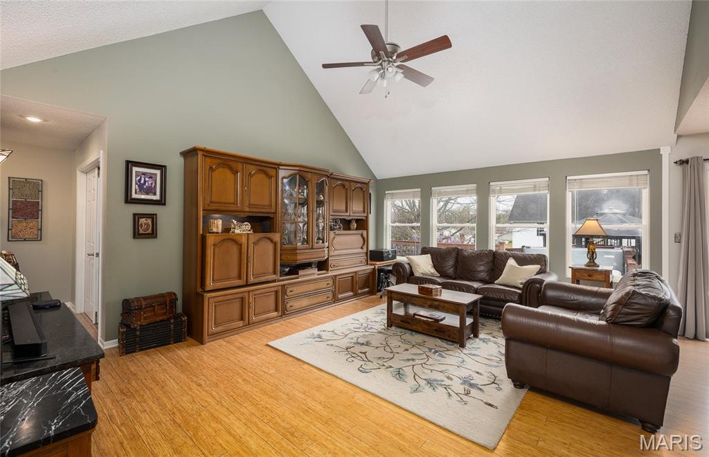 302 Brady Drive Rolla, MO 65401 - Photo 5 of 42