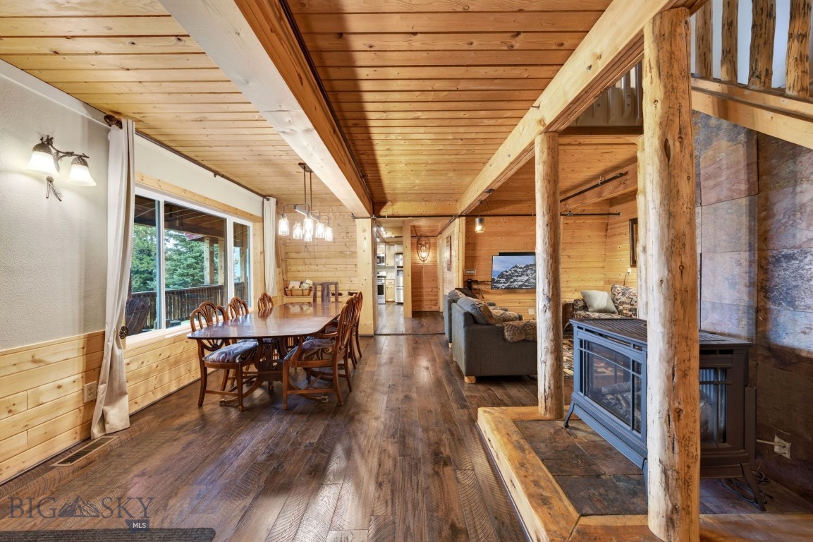 244 Mule Deer Road West Yellowstone, MT 59758 - Photo 12 of 49 Gallery Image 12