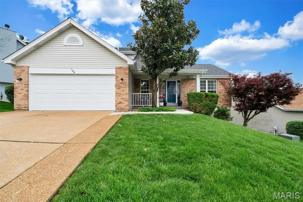 $424,900 | 126 Sierra Village Drive, Eureka, MO 63025