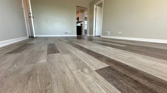 $1,400 | 1907 North 19th Avenue, Unit 1907, Melrose Park, IL 60160