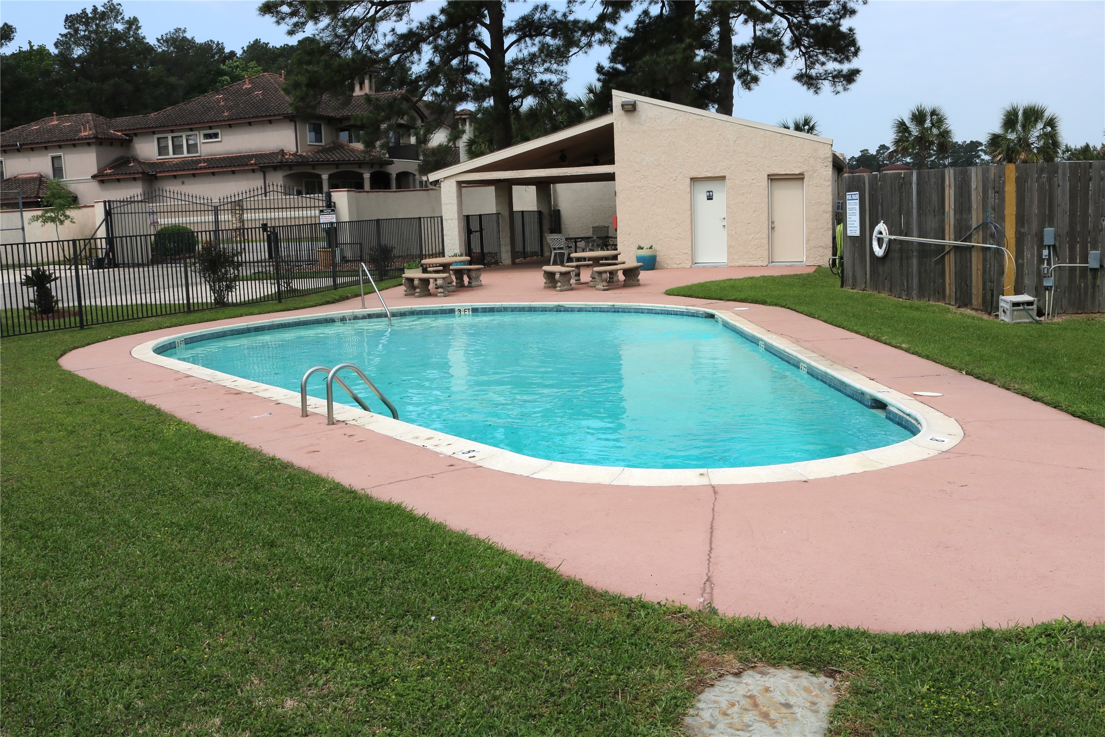 17 Regency Point Conroe, TX 77356 - Photo 37 of 38 Pool Area