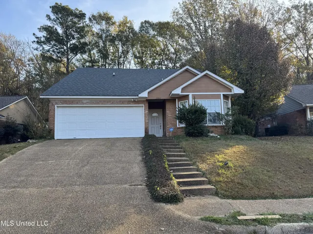 $1,800 | 204 Lake Forest Lane, Clinton, MS 39056