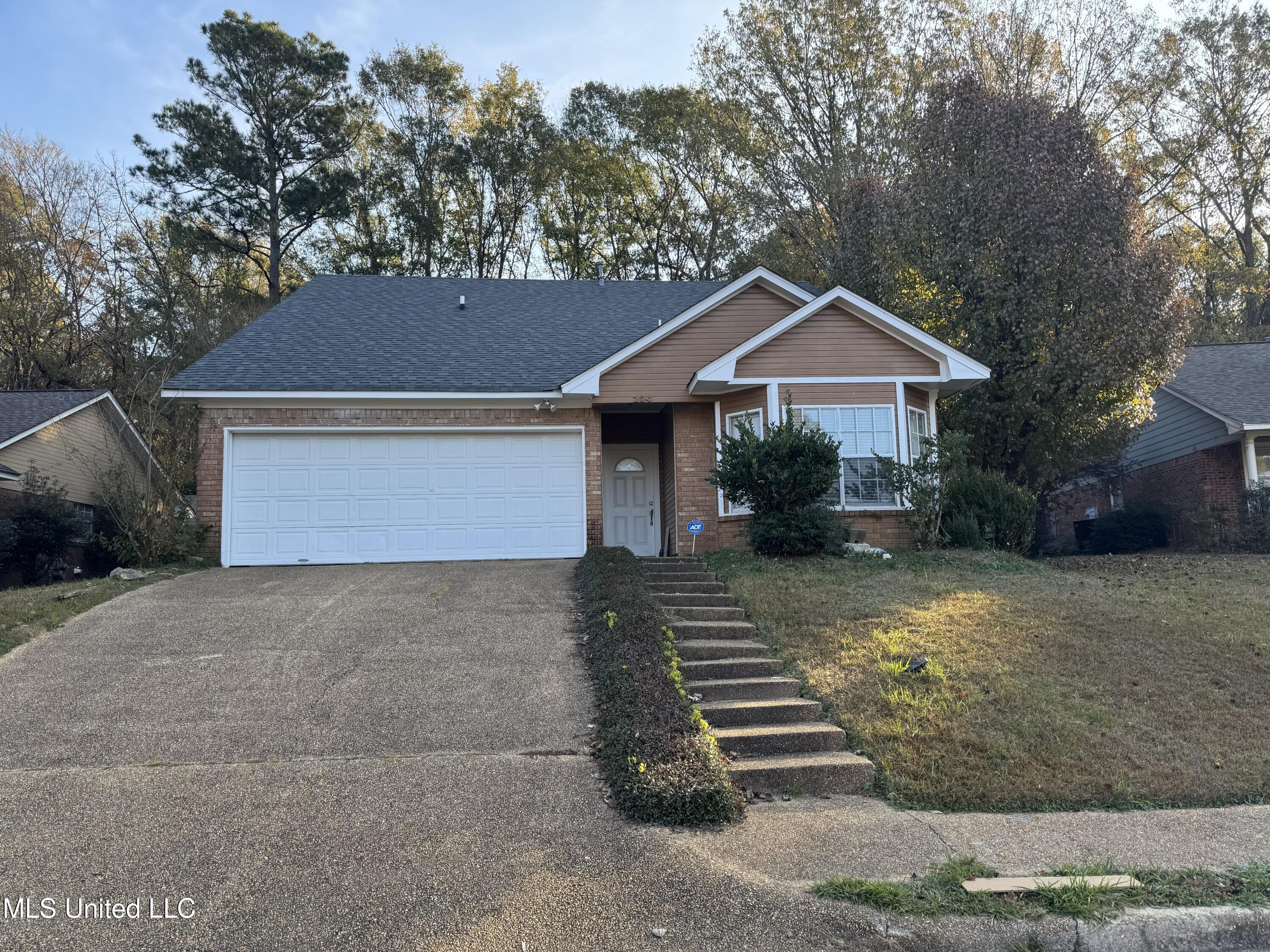 204 Lake Forest Lane Clinton, MS 39056 - Photo 1 of 15 IMG_0573