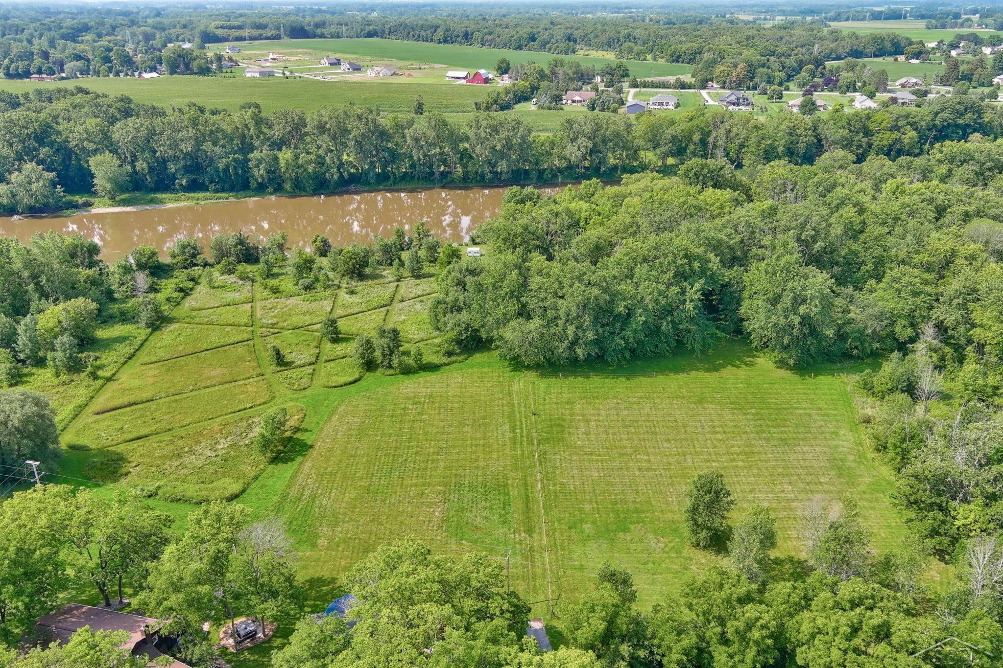 6315 Midland Road Freeland, MI 48623 - Photo 82 of 98 50117588-81.JPG