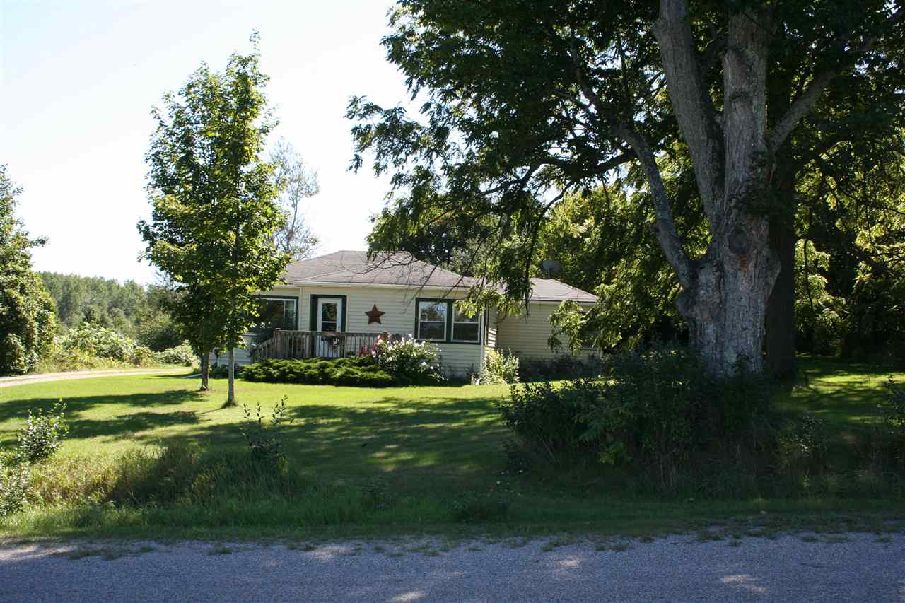 11620 East Tatch Road Suttons Bay, MI 49682 - Photo 79 of 87 1806457-80.JPG