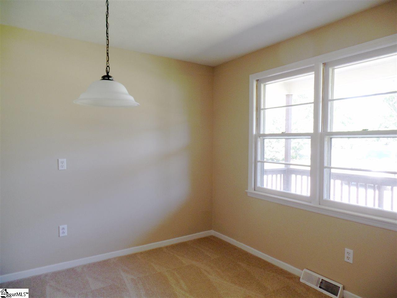 225 Inn Circle Fountain Inn, SC 29644 - Photo 3 of 9