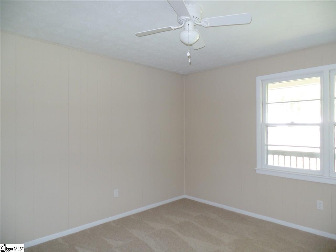 225 Inn Circle Fountain Inn, SC 29644 - Photo 8 of 9