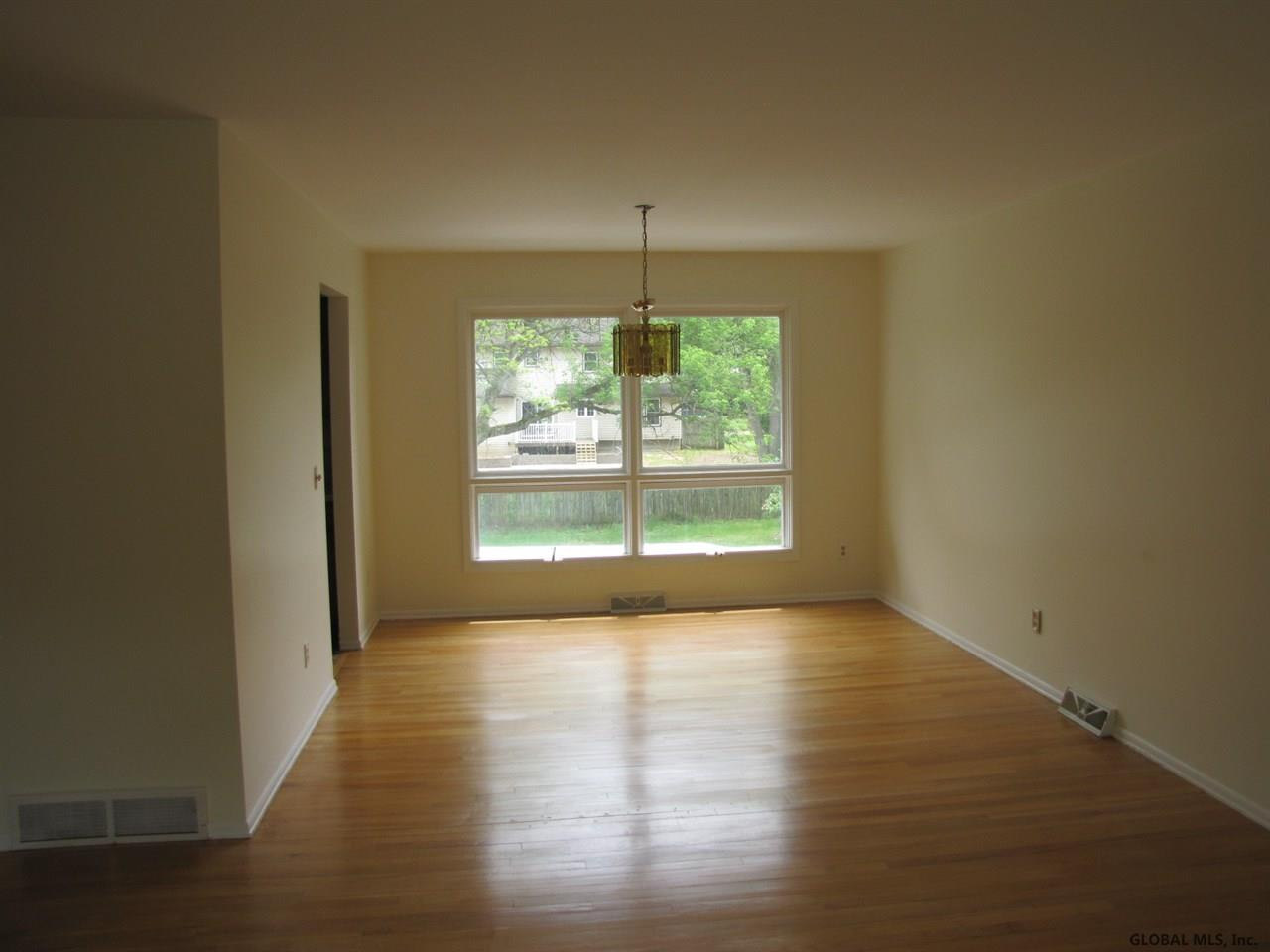 3104 East Old State Road Schenectady, NY 12303 - Photo 11 of 23 Photo 11