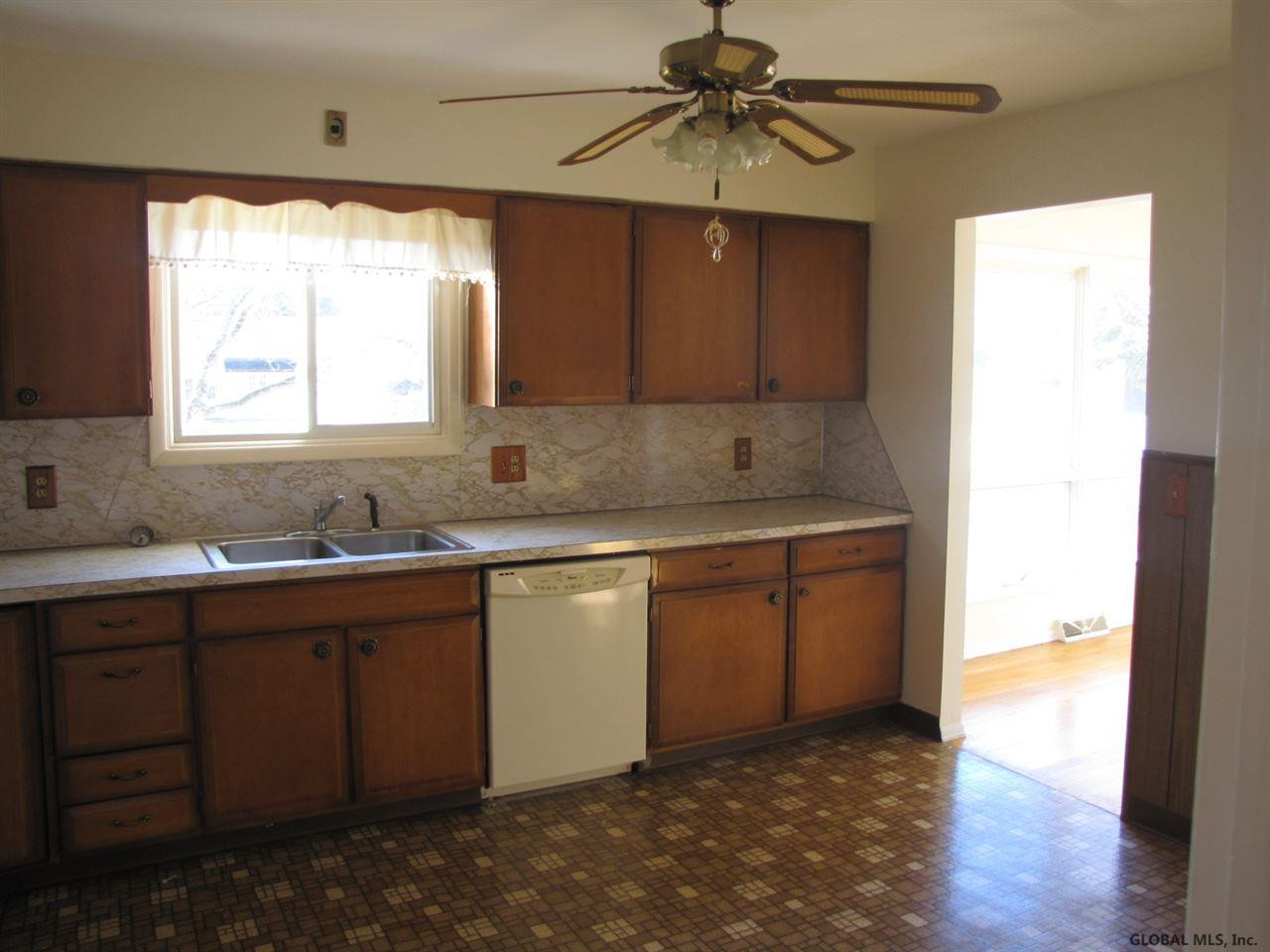 3104 East Old State Road Schenectady, NY 12303 - Photo 13 of 23 Photo 13