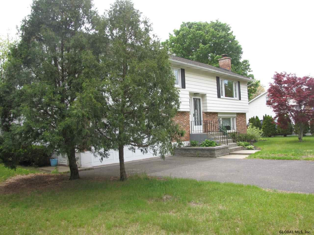 3104 East Old State Road Schenectady, NY 12303 - Photo 3 of 23 Photo 3