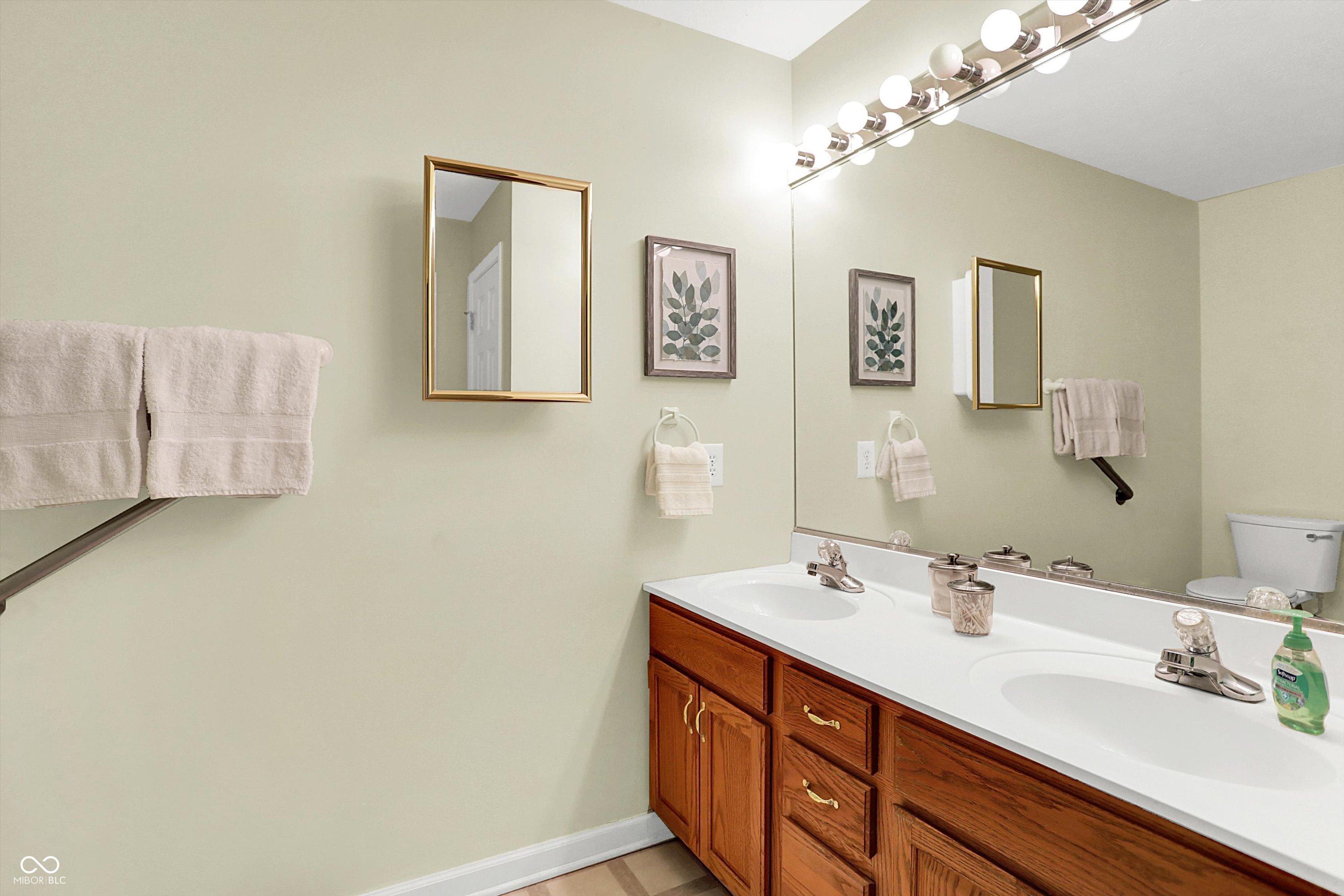 6044 Stratton Court Columbus, IN 47203 - Photo 16 of 26 Gallery Image 16