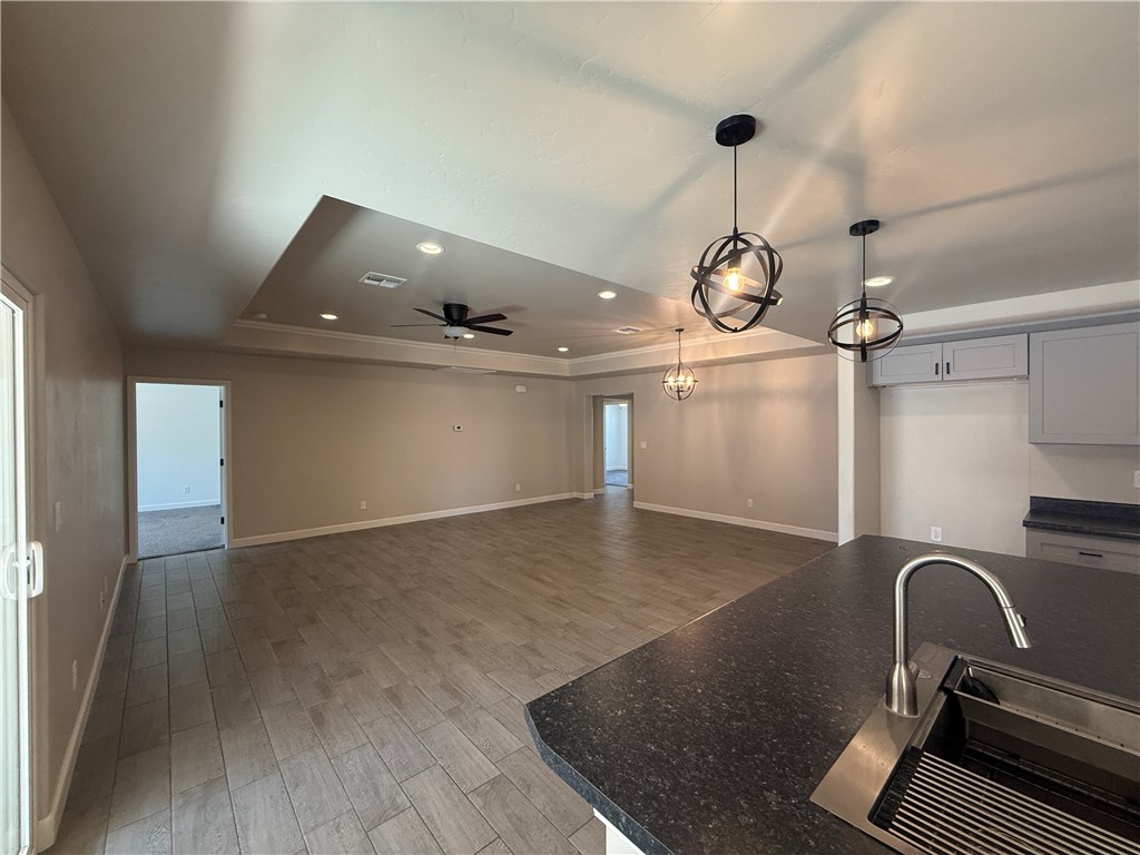 3038 Mallory Loop Kingman, AZ 86401 - Photo 4 of 9