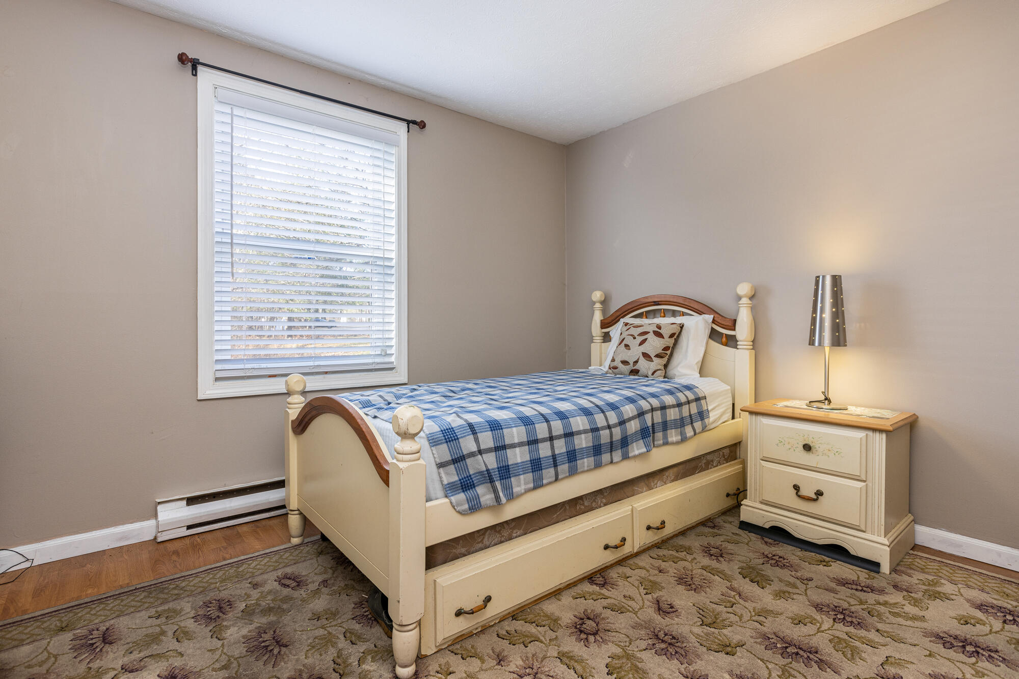 34 Ocean Park Road, Unit 17 Saco, ME 04072 - Photo 15 of 18 34 Ocean Park #17_W5_014