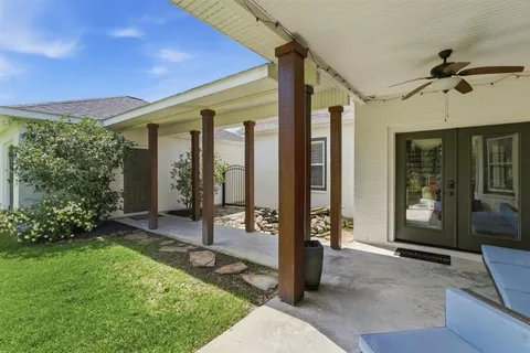 $465,000 | 3950 Lemongrass Circle North, Lake Charles, LA 70605