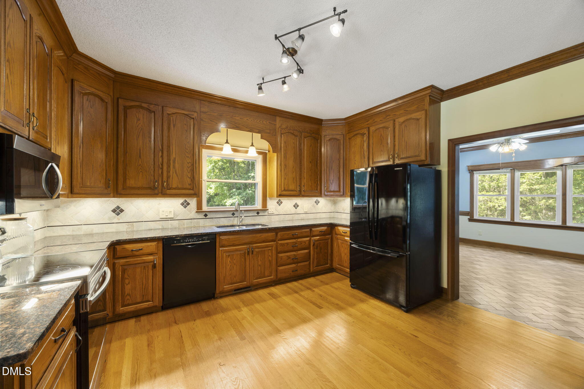 3208 Shady Grove Road Durham, NC 27703 - Photo 30 of 92