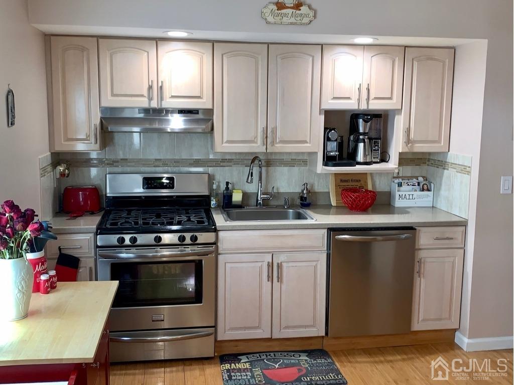 31 Preston Road Colonia, NJ 07067 - Photo 17 of 22 Gallery Image 17