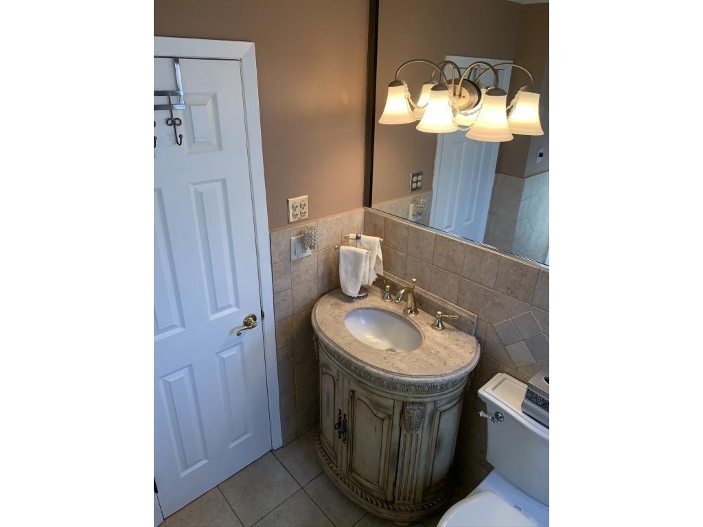 31 Preston Road Colonia, NJ 07067 - Photo 19 of 22 Gallery Image 19