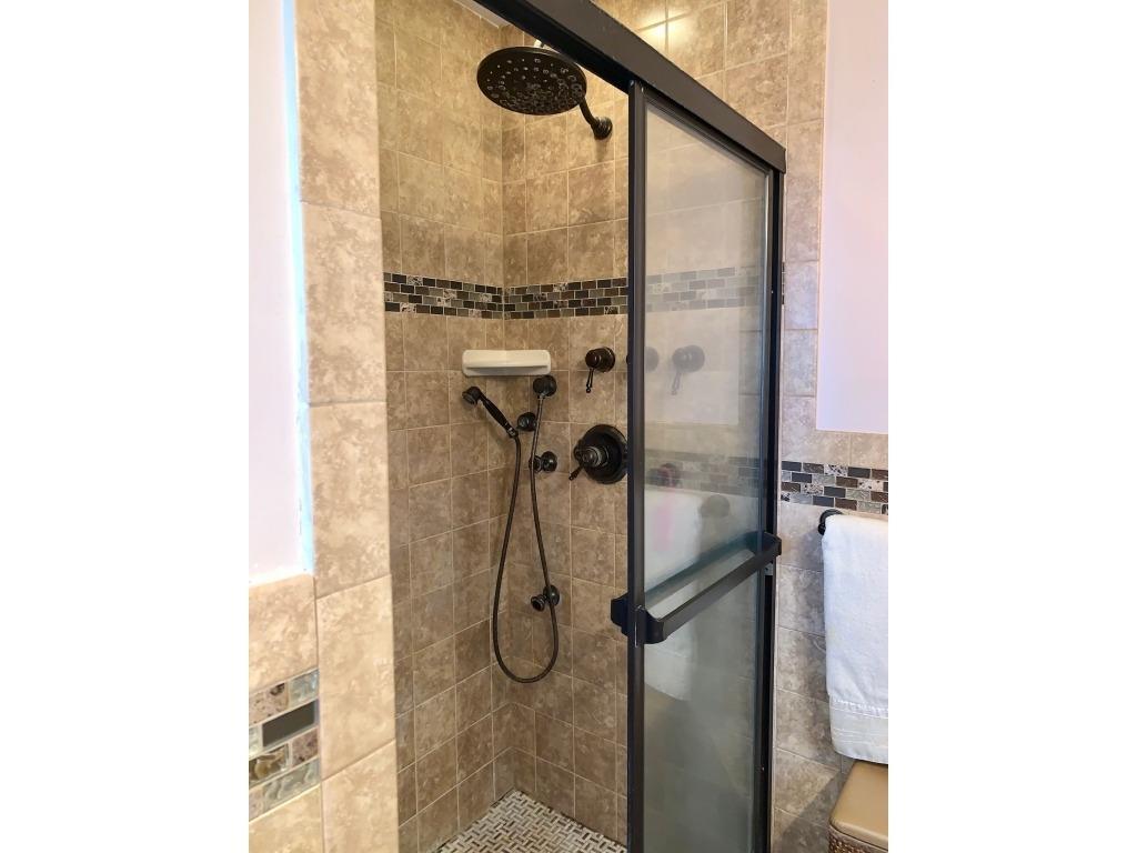 31 Preston Road Colonia, NJ 07067 - Photo 10 of 22 Gallery Image 10
