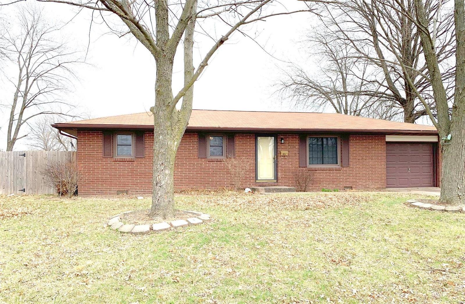 401 Georgia Street Bethalto, IL 62010 - Photo 1 of 10