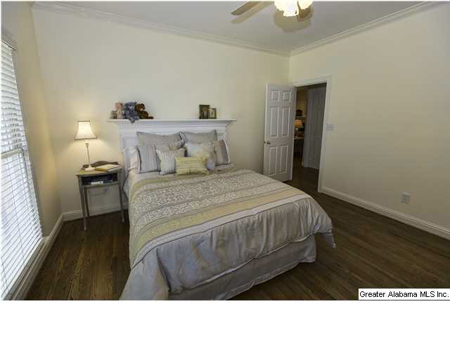 872 Ivawood Road Birmingham, AL 35210 - Photo 16 of 28