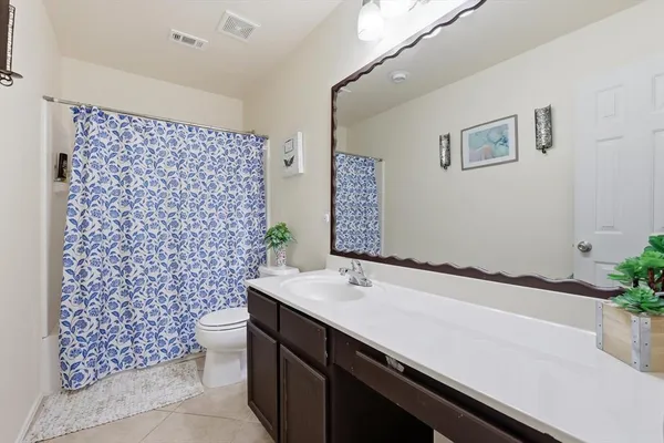 $2,650 | 14820 Ledgeview Court, Balch Springs, TX 75180