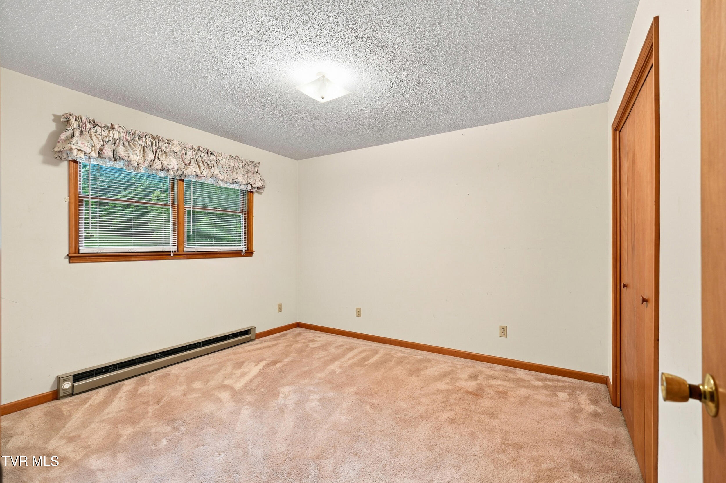 18688 Federal Road Bristol, VA 24202 - Photo 14 of 28 14_18688 federal rd-23