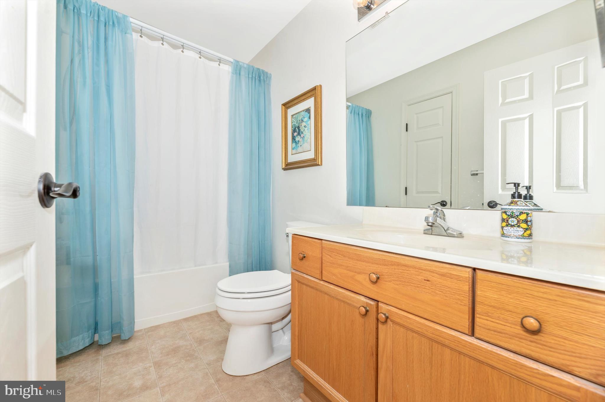 2490 Lakeside Drive Frederick, MD 21702 - Photo 18 of 31 Upper Level Full Hall Bath