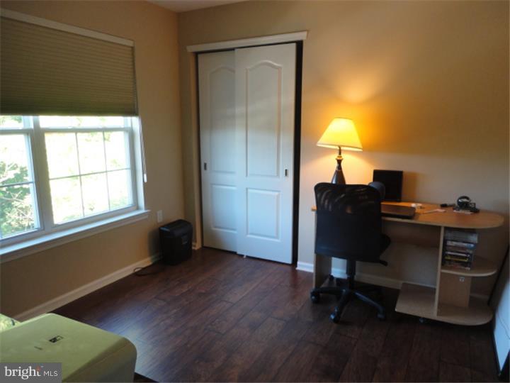 183 Natalie Road Delran, NJ 08075 - Photo 8 of 12