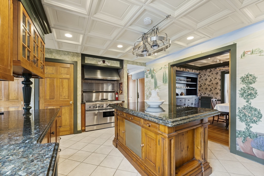 116 Adin Street Hopedale, MA 01747 - Photo 13 of 38